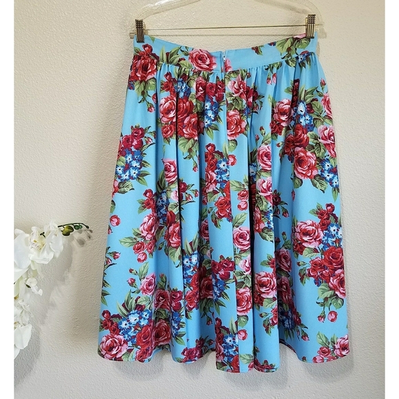 Vixen by Micheline Pitt Rose Floral Pleated Skirt - Picture 2 of 10